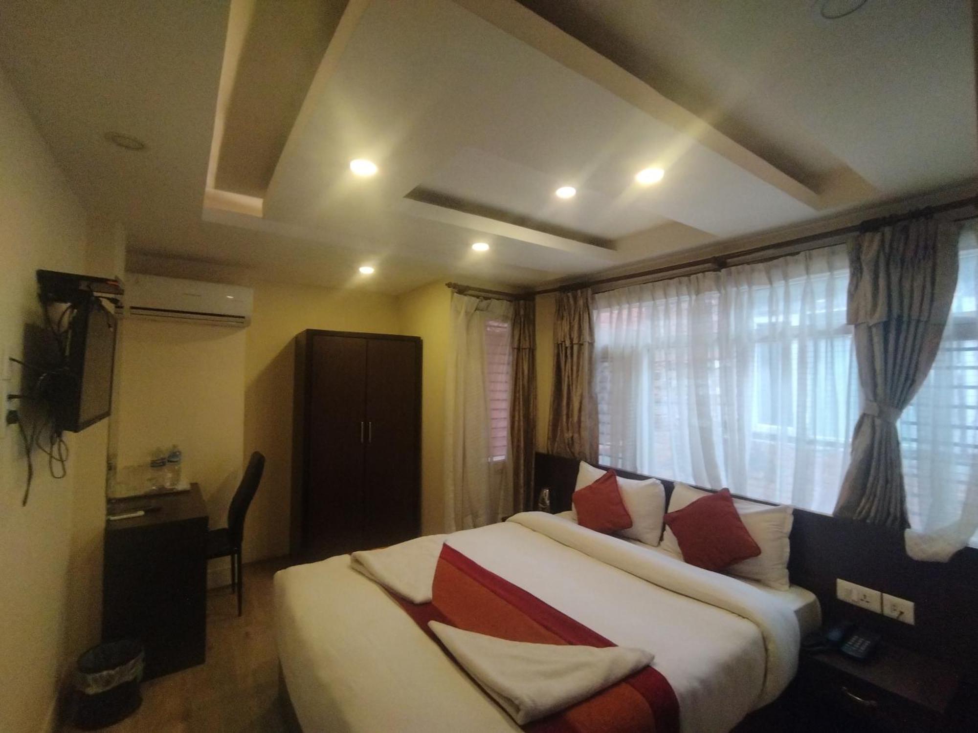Hotel Sapana Garden Thamel Kathmandu Esterno foto